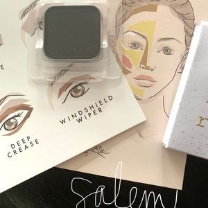 Maskcara Eyeshadow (Salem)